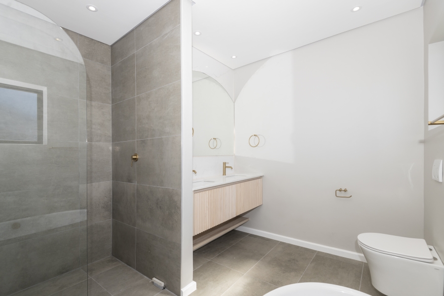 3 Bedroom Property for Sale in Country Club Western Cape